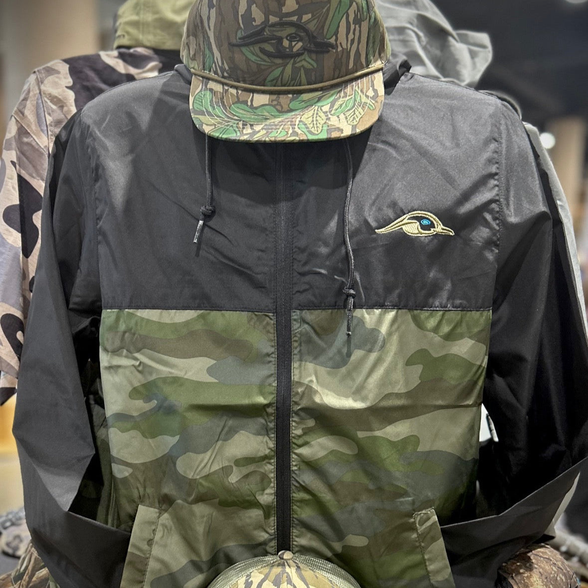 AF Waterfowl Camo and Black Lightweight Full Zip Pullover Windbreaker Jacket - Water Resistant